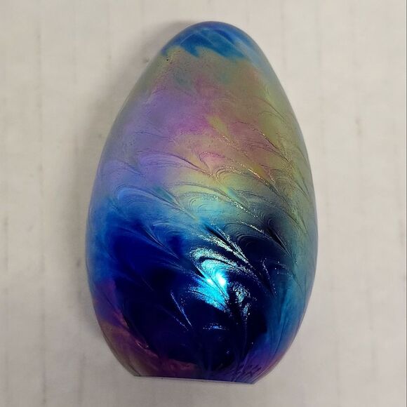 Mount St. Helen Egg Paperweight Marked MSH 95 Iridescent blue purple Vintage 90s - Picture 2 of 8